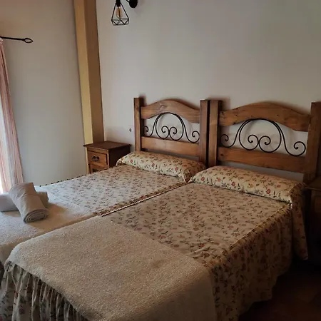 Casa Lara Ciudad Encantada Valdecabras